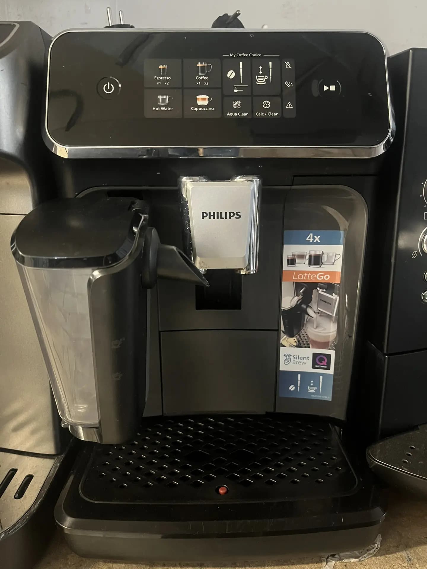 Кофемашина Philips LatteGo в мастерской КофеДок